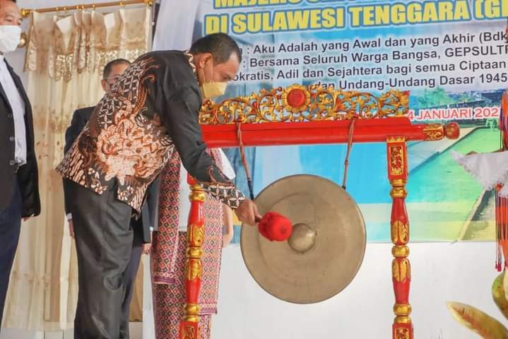 Sadar Akan Pentingnya Kontribusi Gereja, Wakil Wali Kota Baubau Harap Gepsultra Tetap Konsisten