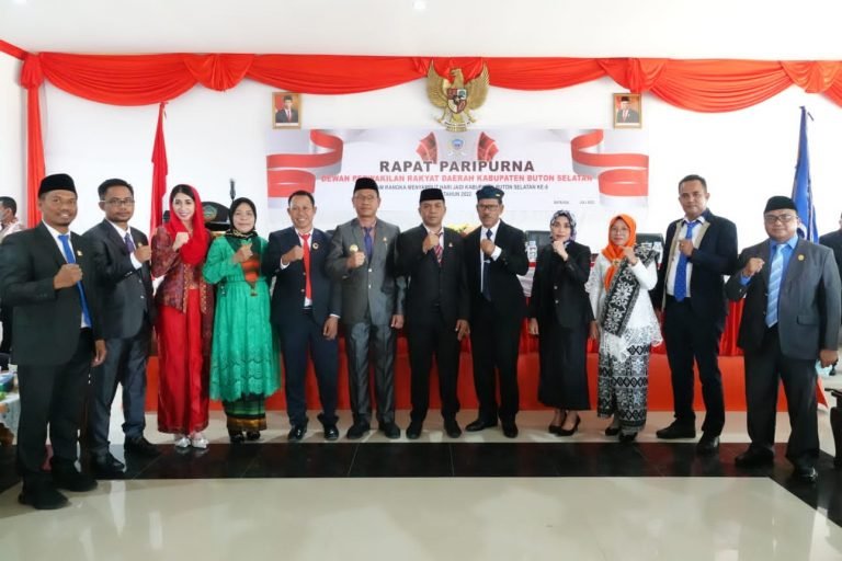 HUT ke-8, Busel Terus Berbenah PDRB Meningkat Pesat