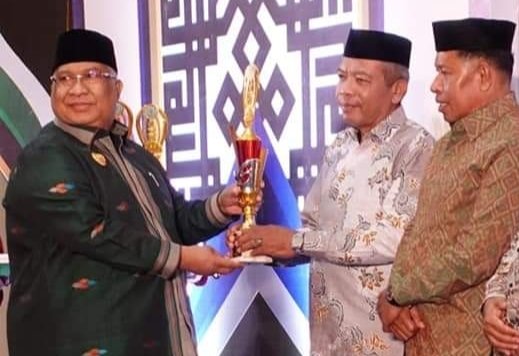 Buton Selatan Terbaik di Pawai Ta’ruf MTQ ke-29 Sultra
