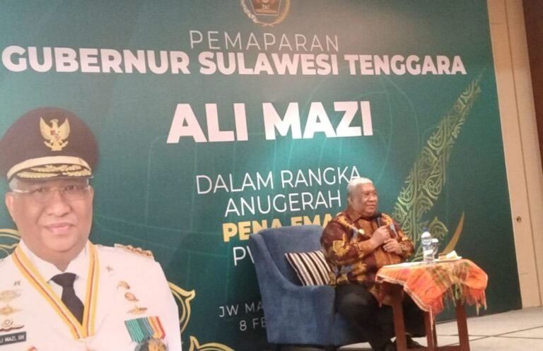 HPN 2023, Gubernur Ali Mazi Terima Anugerah Pena Emas