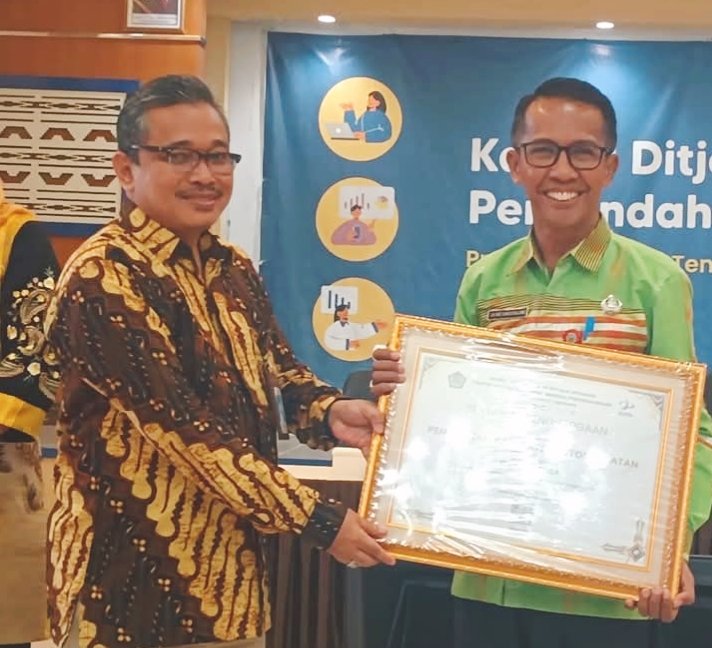 Buton Selatan Raih Penghargaan atas Kinerja Pengelolaan DAK Fisik 2024