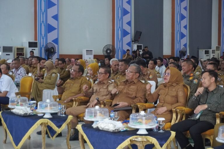 800 Ribu UMKM se-Indonesia Akad Massal KUR, Bupati Buton Selatan Dukung Program KUR Nasional