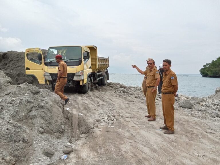 Ada Penambangan Pasir Ilegal di Pesisir Bandar Batauga: Abrasi Mengintai, Warga Terancam