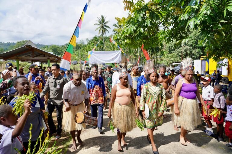 Agenda Strategis Menteri ATR/BPN di Papua: Perkuat Layanan Pertanahan hingga Penyerahan Sertipikat Rumah Ibadah