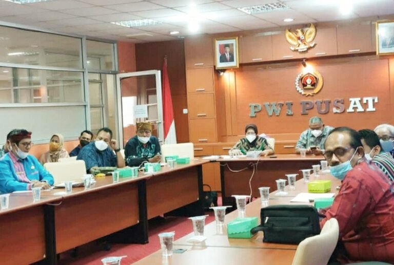 Dispar Baubau Paparkan Potensi Wisata Bahari di HPN 2022