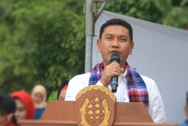 Soal Penghapusan Honorer 2023, Ini Tanggapan Bupati Busel