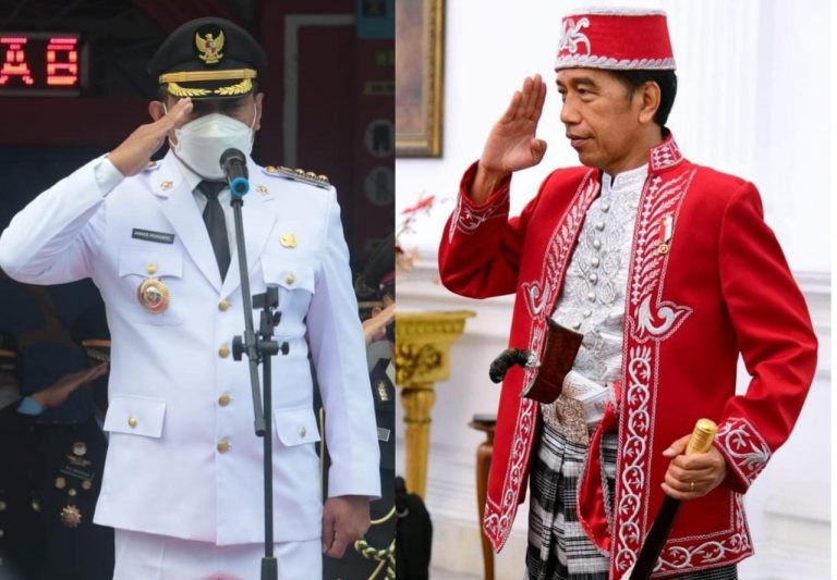 Jokowi Mengenakan Pakaian Adat Buton, Monianse: Masyarakat Bangga
