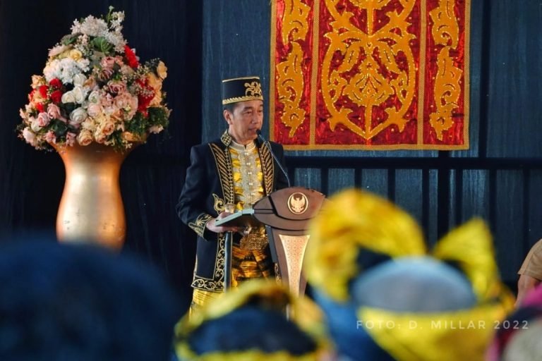 Presiden Jokowi, Gelar Adat, Jokowi Keraton Buton