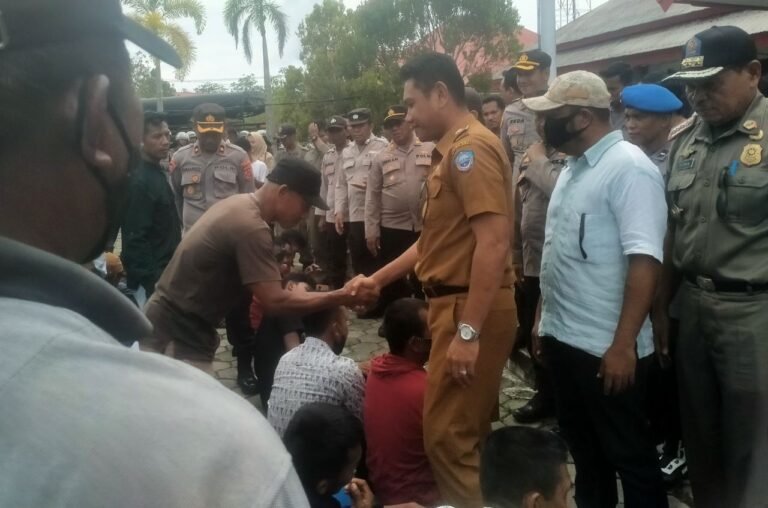 Pasien Dipulangkan Dengan Usus Masih Terburai, Pj. Bupati Diminta Copot Direktur RSUD Busel