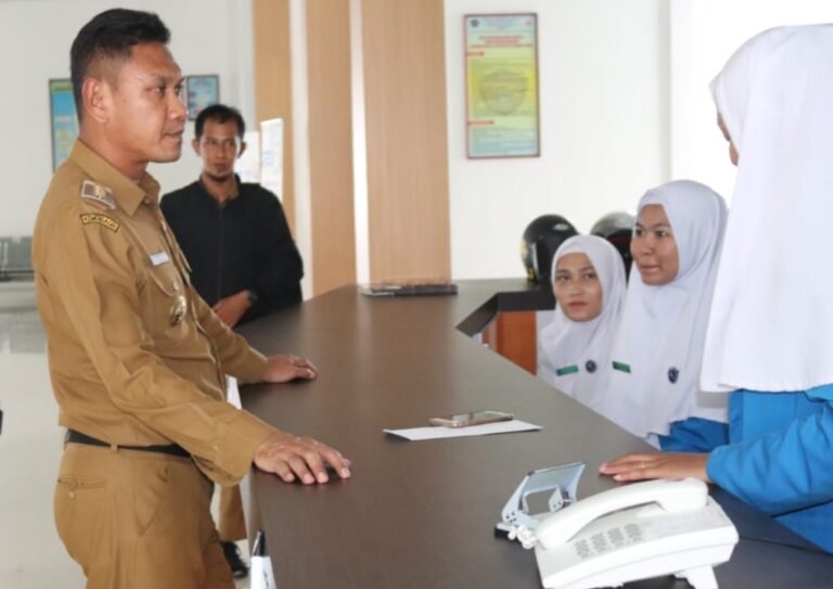 Pastikan Layanan Kesehatan Berjalan Prima, Pj. Bupati Busel Sidak RSUD