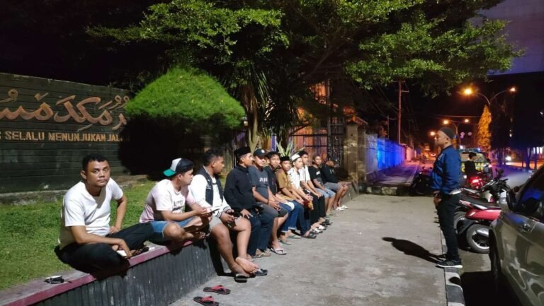 Polsek Murhum Patroli Malam dan Subuh Untuk Antisipasi Perang Sarung