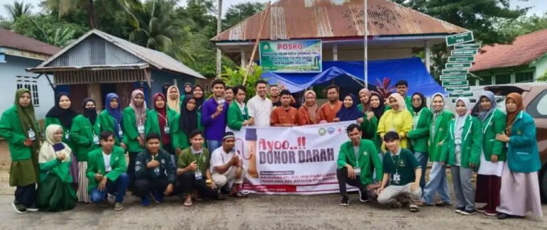 Mahasiswa KKL STAI Baubau Gugah Minat Warga Desa Lawela Ikut Berdonor Darah