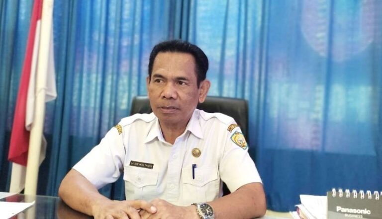 Satpol PP Baubau Imbau Parpol Tak Pasang Baliho di Tempat Terlarang