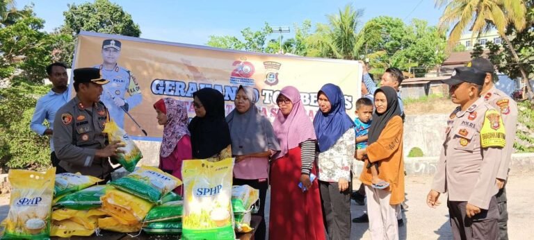 20 Tahun Mengabdi, Kapolres Baubau Berbagi 2 Ton Beras