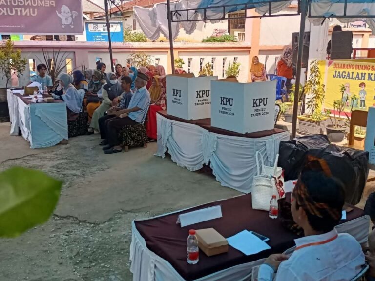 KPU Kota Kendari Simulasi Tata Cara Pencoblosan