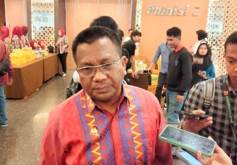 KPU Sultra Distribusi Logistik Pemilu di 17 Kabupaten Kota