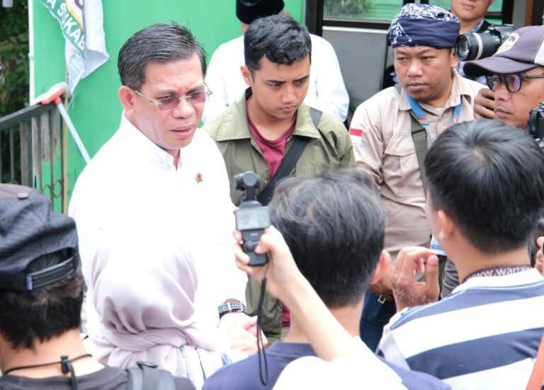 Menteri ATR/BPN Nusron Wahid Kunjungi Kendari, Fokus Tuntaskan Isu Pertanahan dan Penataan Ruang