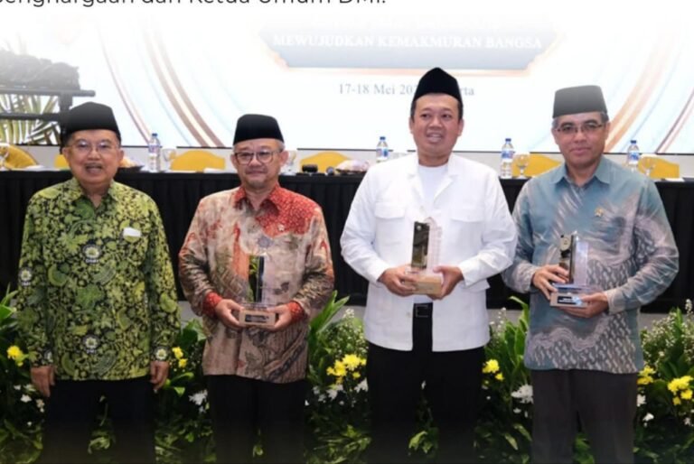 Menteri ATR/BPN dan Dewan Masjid Indonesia Sepakati Percepatan Sertifikasi Tanah Wakaf