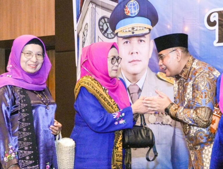 Salaman, Wamen, Ossy Dermawan