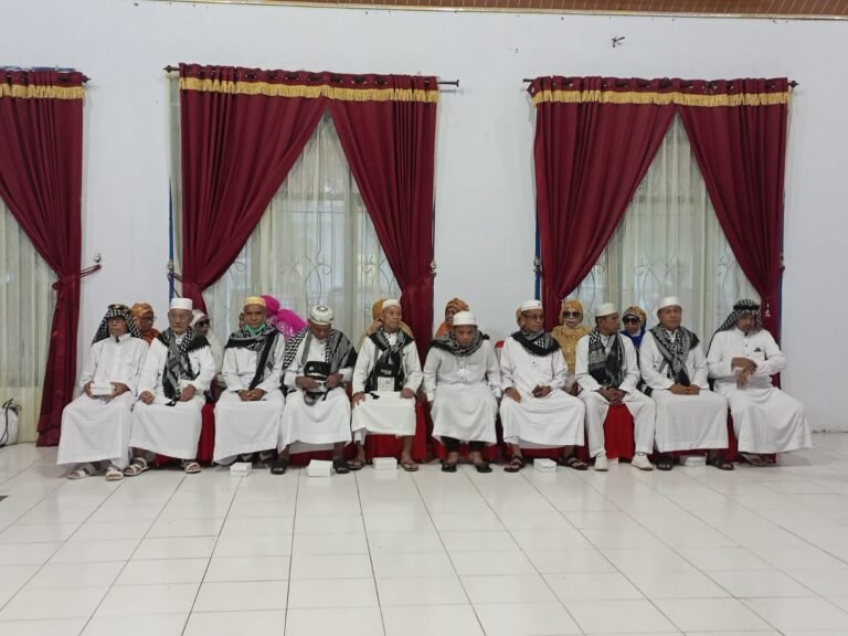 19 Jemaah Haji Buton Selatan Tiba dengan Selamat, Pemkab Tanggung Tiket Makassar–Baubau