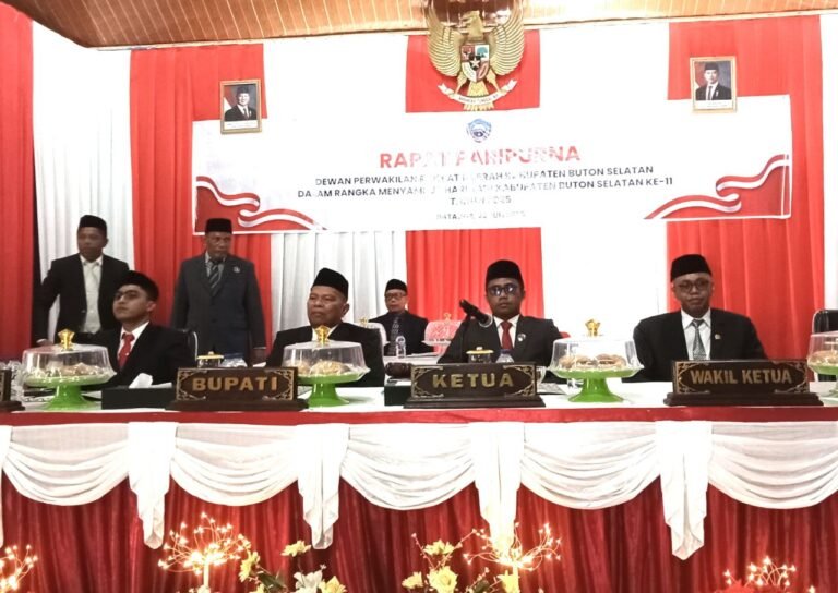 Refleksi 11 Tahun Buton Selatan, Bupati Adios Paparkan Arah Pembangunan di Paripurna DPRD