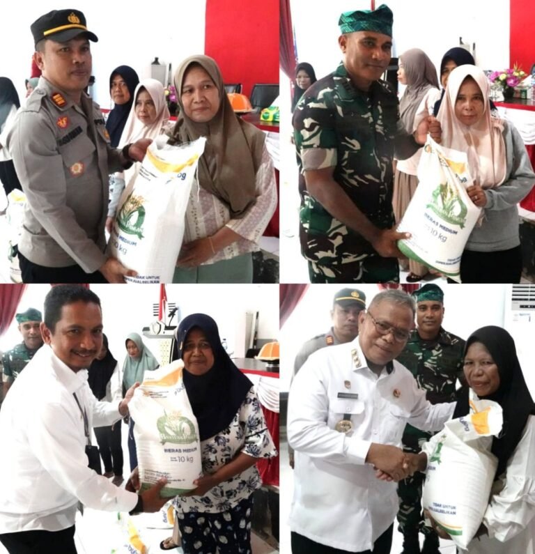 Atasi Inflasi dan Perkuat Ketahanan Pangan, Pemkab Buton Selatan dan Bulog Salurkan Bantuan Beras
