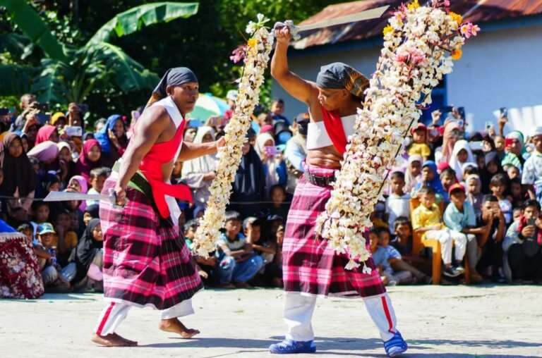 Selangkah Lagi Dua Tradisi Masyarakat Siompu Buton Selatan Masuk Warisan Budaya Nasional