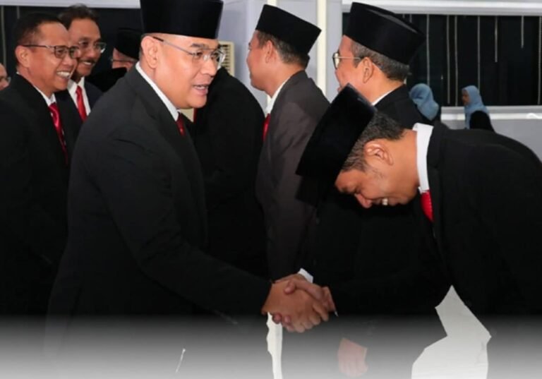 Lantik 72 Pejabat di 20 Provinsi dan 14 Pejabat Struktural, Wamen ATR/BPN Tekankan Pengabdian