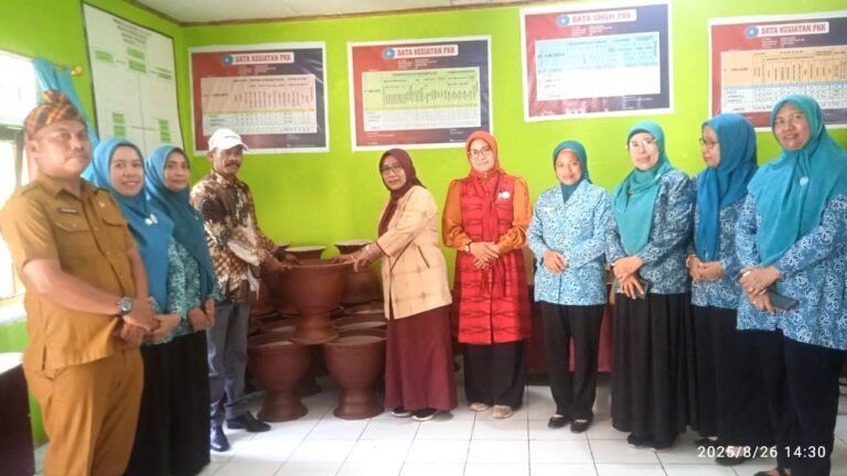 Desa Pajam Resmi Jadi Desa Wisata Tematik Tenun, Ketua TP-PKK Wakatobi Ajak Semua Pihak Berkoordinasi