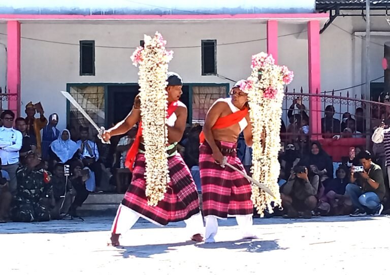 Melihat Dari Dekat Meta’ua dan Tari Fomani: Bara Warisan Budaya Masyarakat Siompu