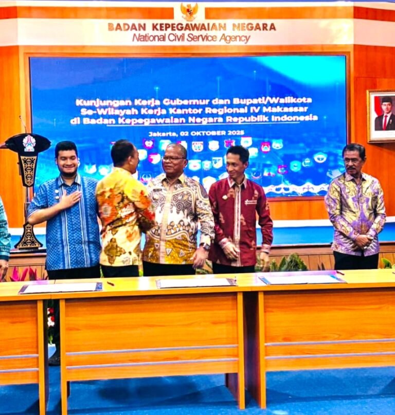Teken Komitmen Bersama dengan BKN RI, Bupati Adios Dukung Meritokrasi ASN di Buton Selatan