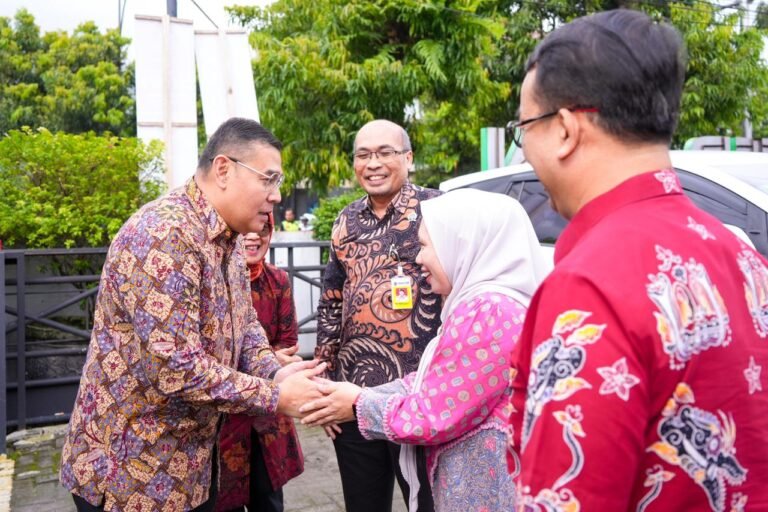 Wamen Ossy Minta Jajaran BPN Prioritaskan Kepentingan Masyarakat dalam Setiap Layanan