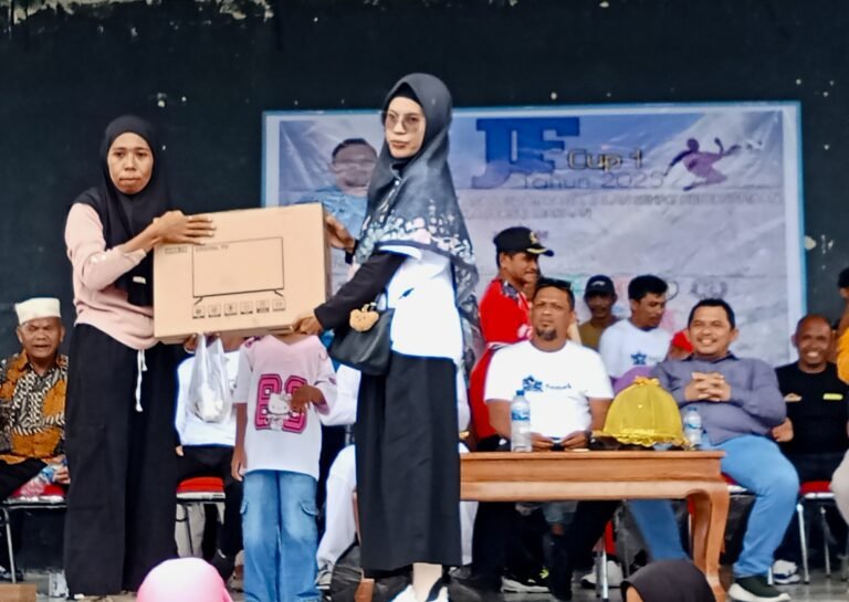 JF CUP I 2025 Resmi Bergulir, Warga Antusias Ikut Jalan Sehat dan Bakti Sosial