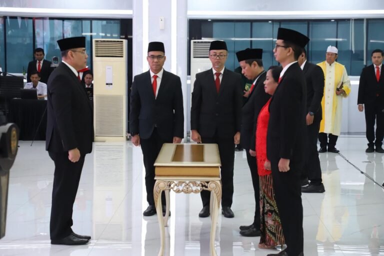 Wamen ATR/BPN Lantik 180 Pejabat, Tekankan Peningkatan Kualitas Layanan Pertanahan