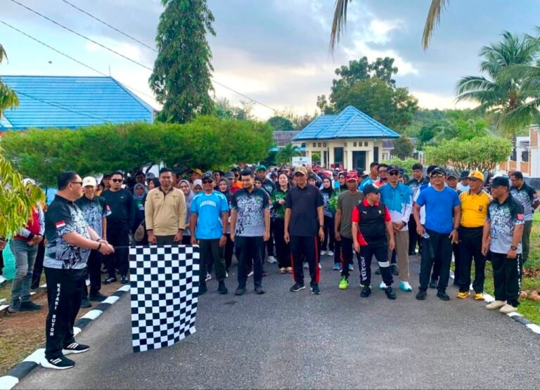 Jaga Sinergi Antarlembaga, Kantah Buton Selatan Ikut Jalan Sehat Kejari Buton